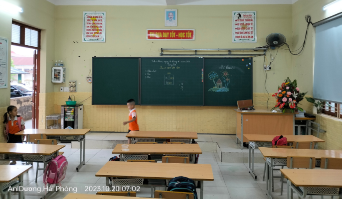 Bang truot ngang lap tai truong Tieu hoc Nam Son (4)