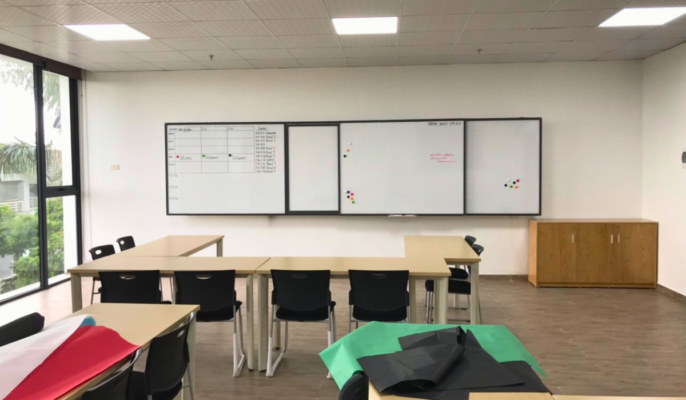 Bảng trượt ngang lắp tại trường quốc tế QSI Hải Phòng (1)