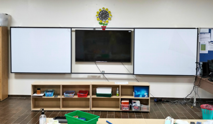 Bảng trượt ngang lắp tại trường quốc tế QSI Hải Phòng (2)